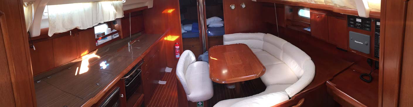 Avante Navega. Interior del Albatros II