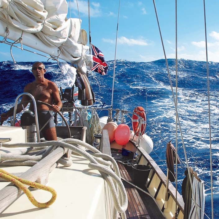Capitán de Yate. Mar gruesa de popa atravesando Atlántico rumboa a Islas Virgenes